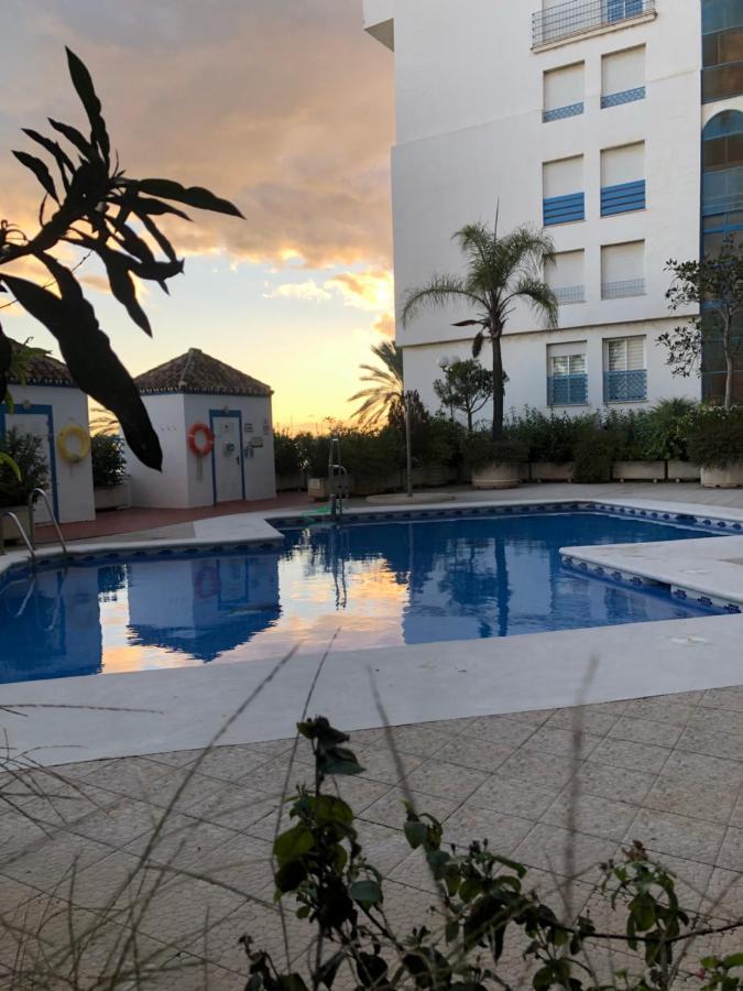 Marina Apartment Beach Εστεπόνα Εξωτερικό φωτογραφία